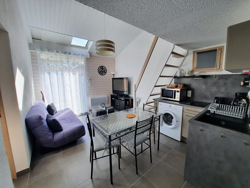 MAISON RENOVEE DANS RESIDENCE A 400 M DE LA PLAGE